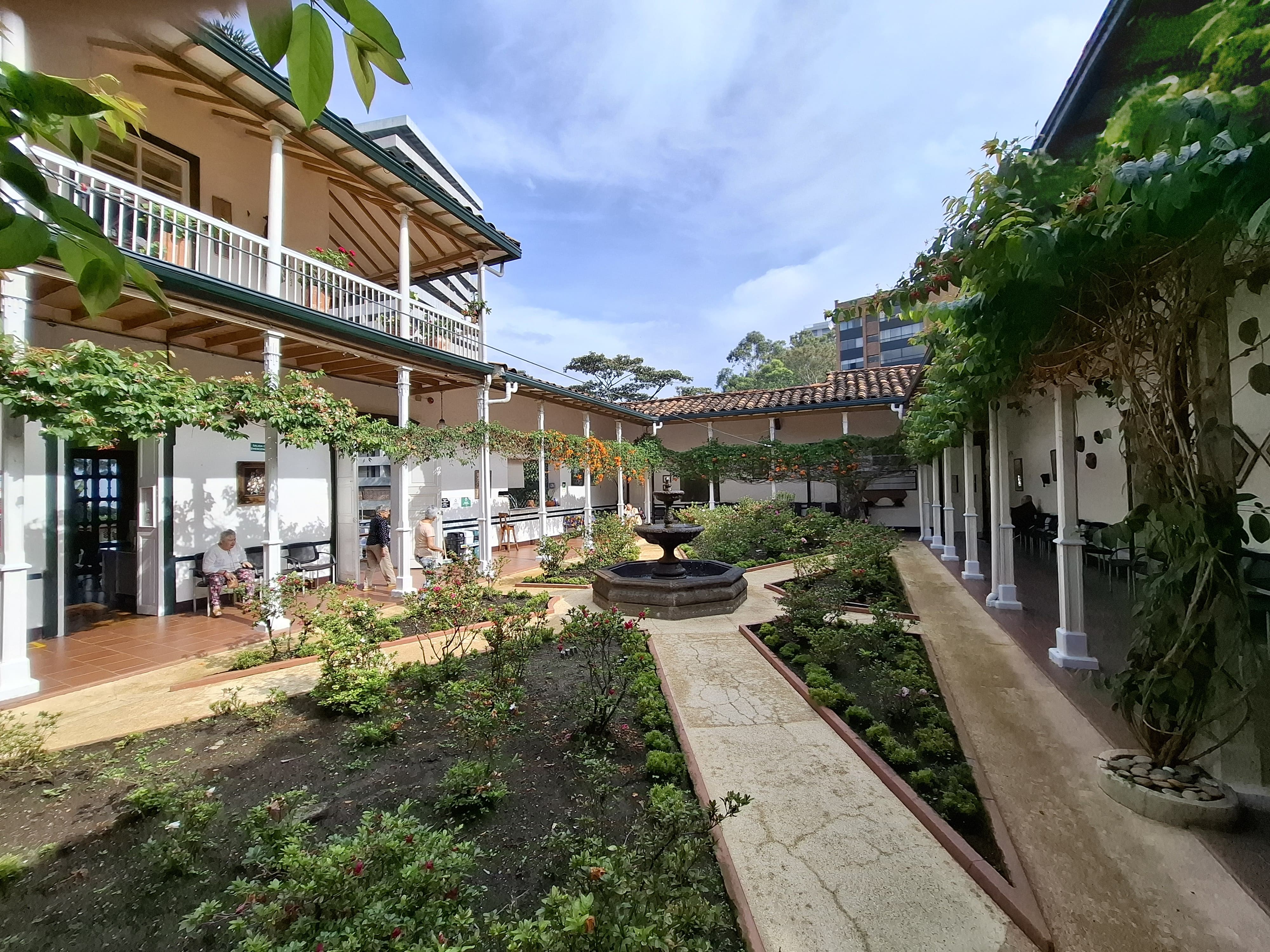 WhatsApp Image 2025-03-27 at 4.04.41 PM